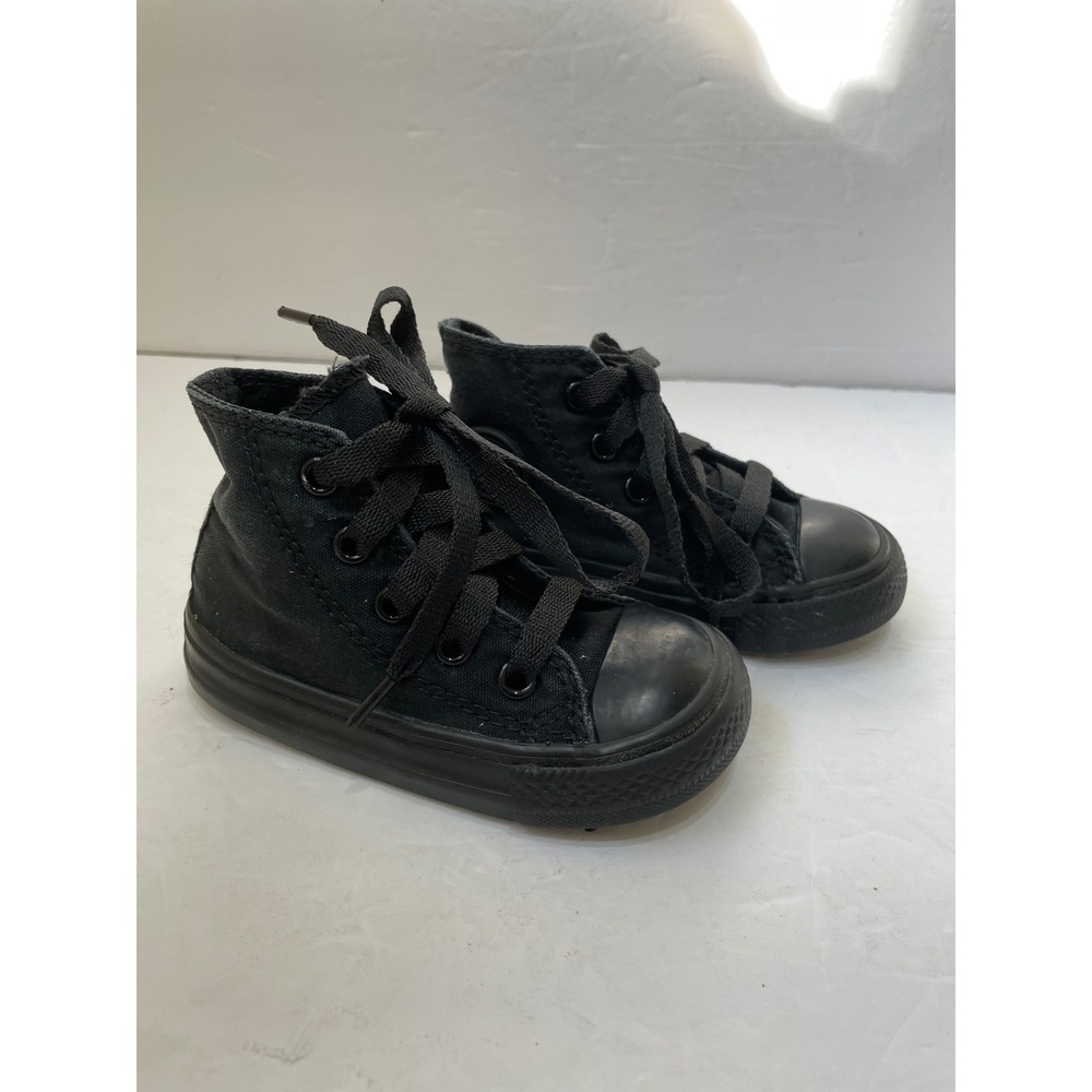 CONVERSE HIGH TOPS IN BLACK